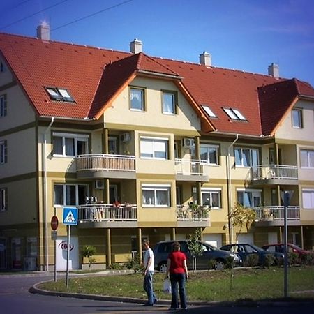 Aaa-Apartment 2 巴拉顿菲赖德 外观 照片
