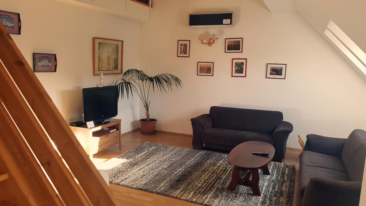 Aaa-Apartment 2 巴拉顿菲赖德 外观 照片